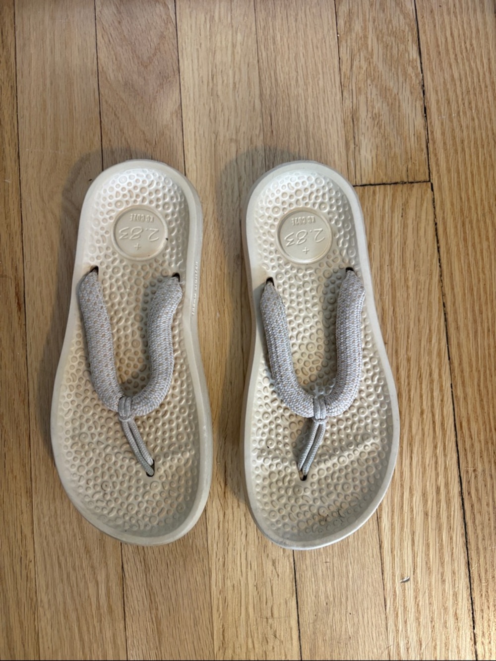 allbirds Women's Cream Flip Flop Sandals with Gray Straps